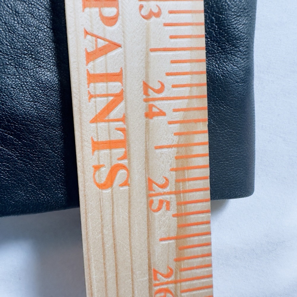 Avanti Leather Jacket Women Medium Black Fitted Zippered Soft  Moto Biker - Picture 13 of 16